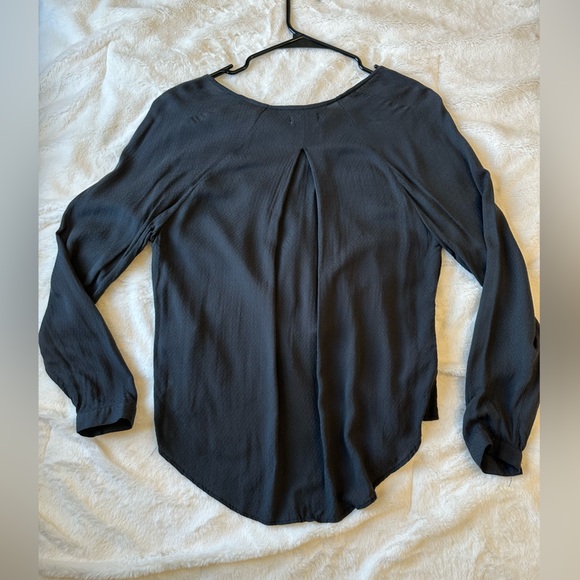 Silence and Noise Urban Outfitters Criss Cross Blouse - Picture 3 of 4